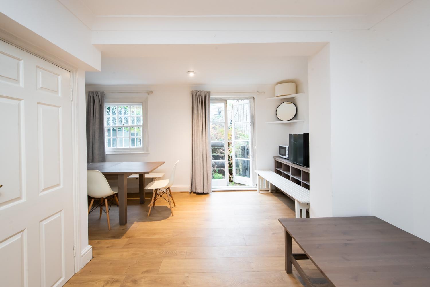 2-bed In The Heart Of Camden London