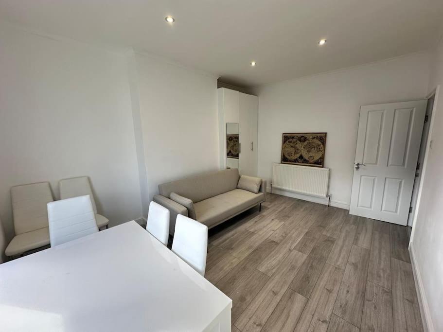 3 Bed Hackney/harringay Flat Appartement Londres
