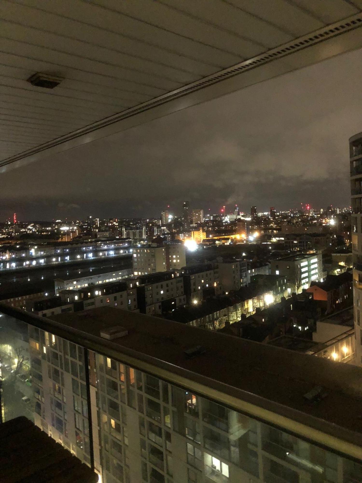 Modern 2bed 2bath Canary Wharf - Upto 5 Person Londres
