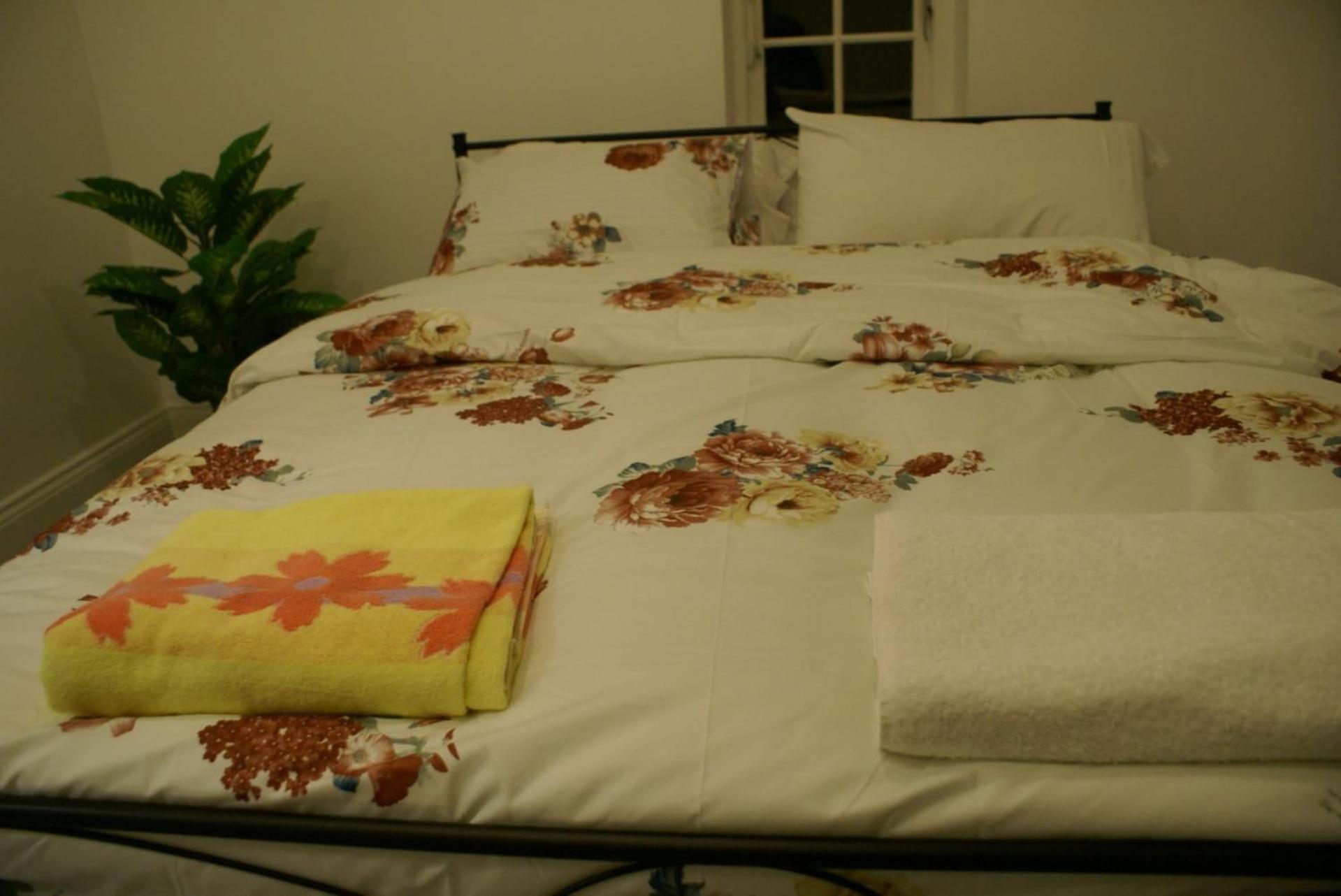 Luxury And Serviced 3 Bed House - Hampstead Garden Casa de férias