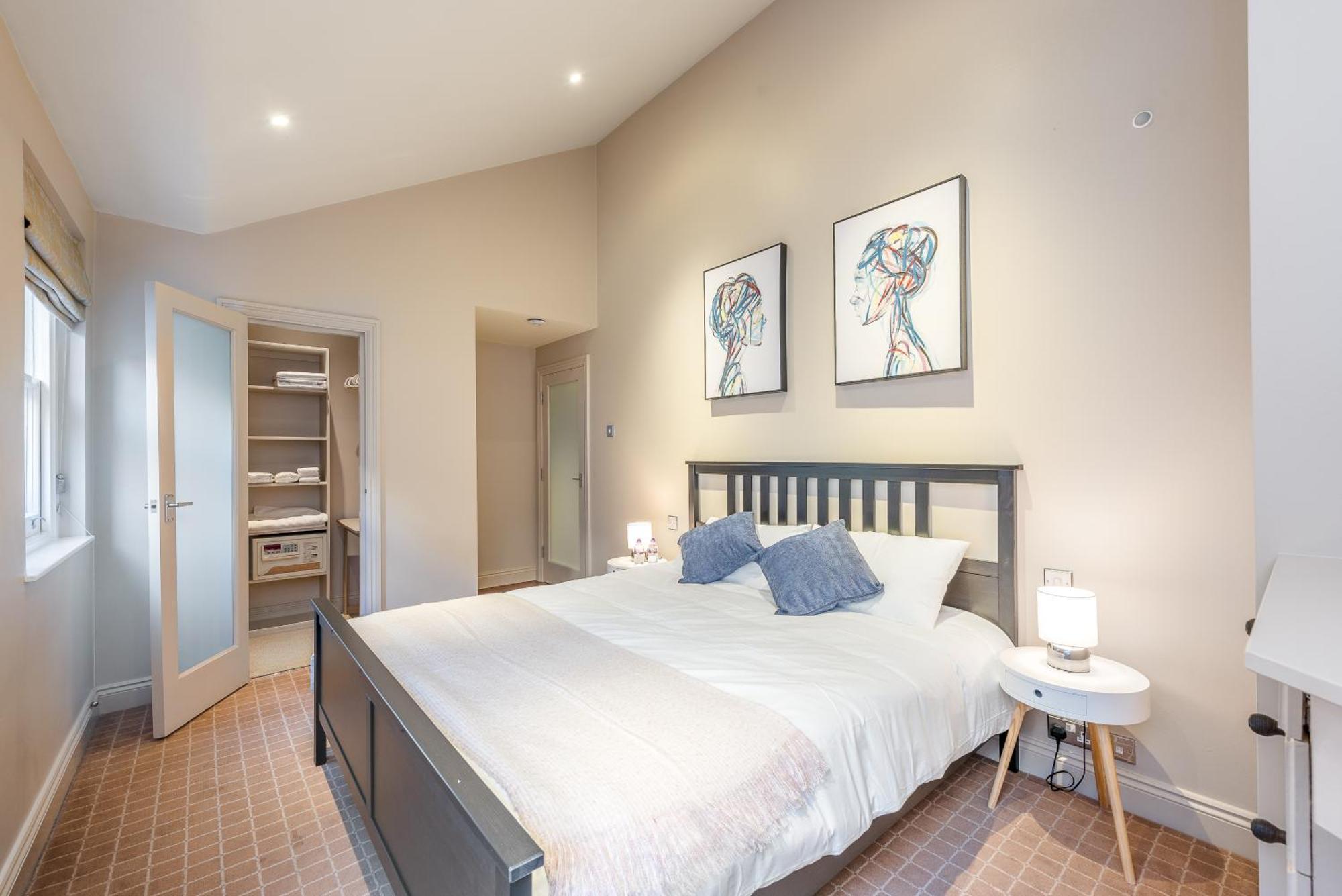 Casa Italia Near Hyde Park & Queens Gate, In South Kensington With Ac Air Conditioning & Washing Machine Dryer Hébergement de vacances *