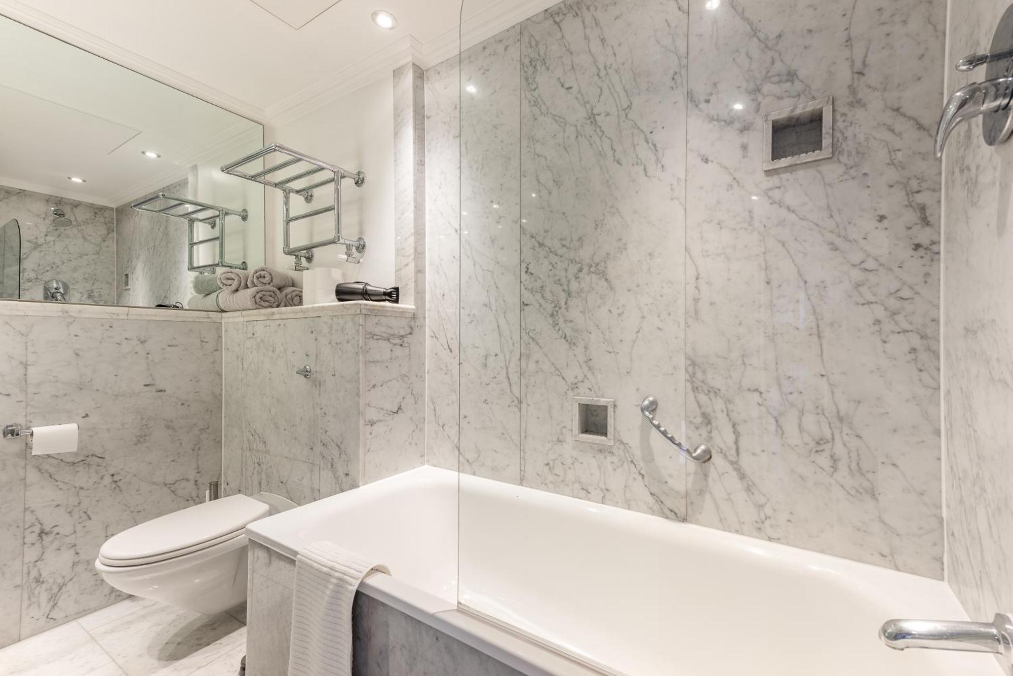Vakantiehuis Casa Italia Near Hyde Park & Queens Gate, In South Kensington With Ac Air Conditioning & Washing Machine Dryer