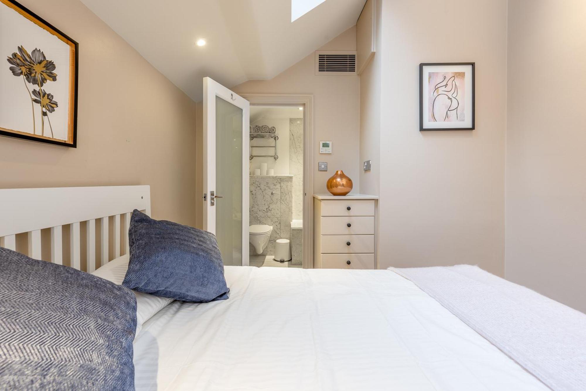 Casa Italia Near Hyde Park & Queens Gate, In South Kensington With Ac Air Conditioning & Washing Machine Dryer * Londen