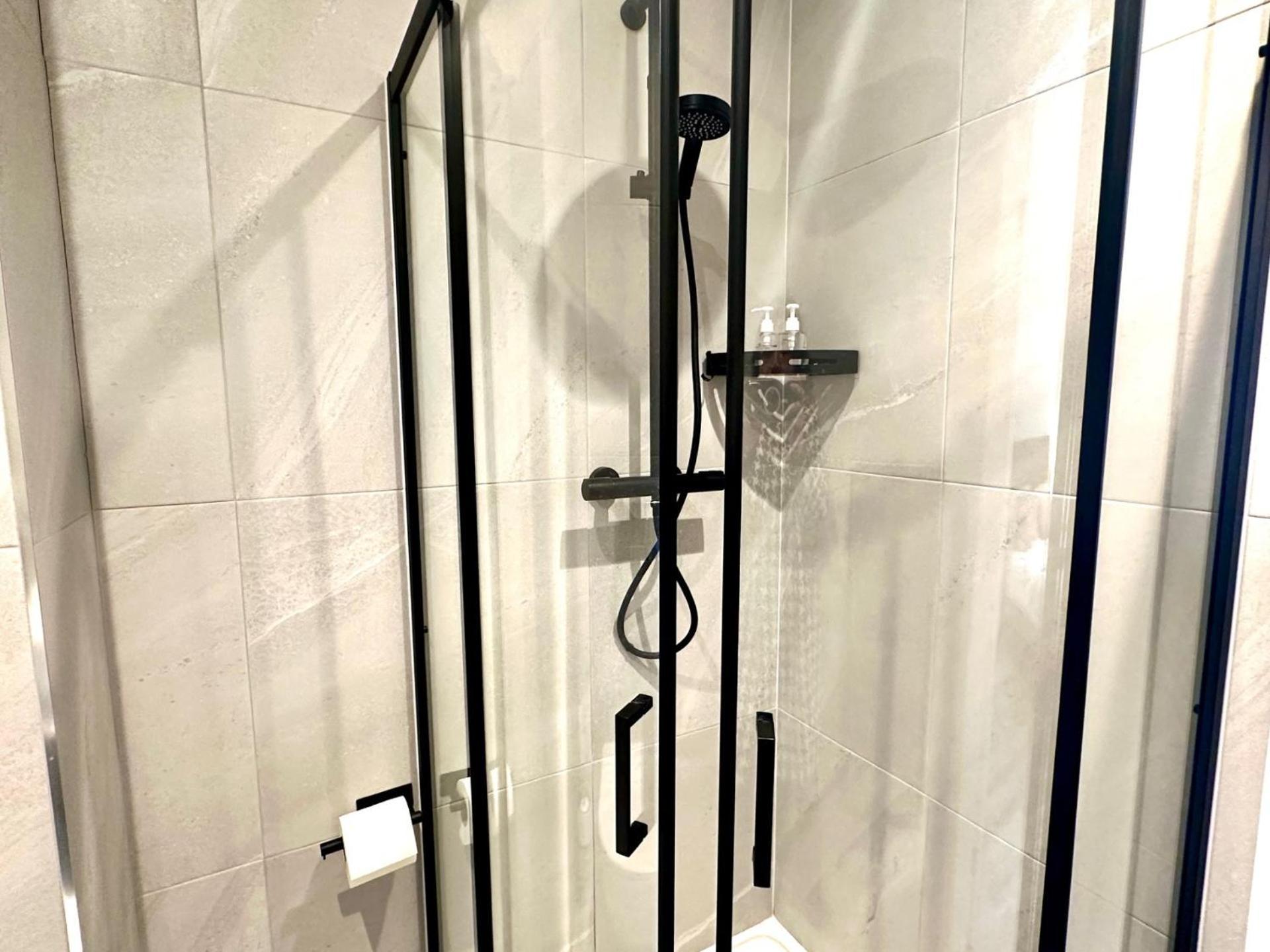 Apartamento Spacious En-suite Private Bath And Kitchen Studio Flat Canary Wharf No 3