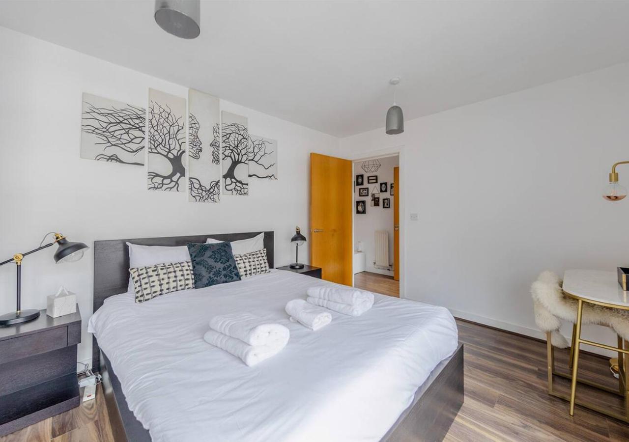 Modern 1bd Flat In Aldgate East With Terrace Apartamento Londres