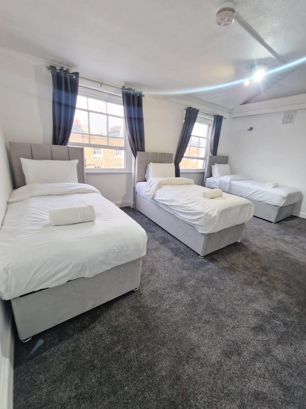 Hotel Baker Street 3*