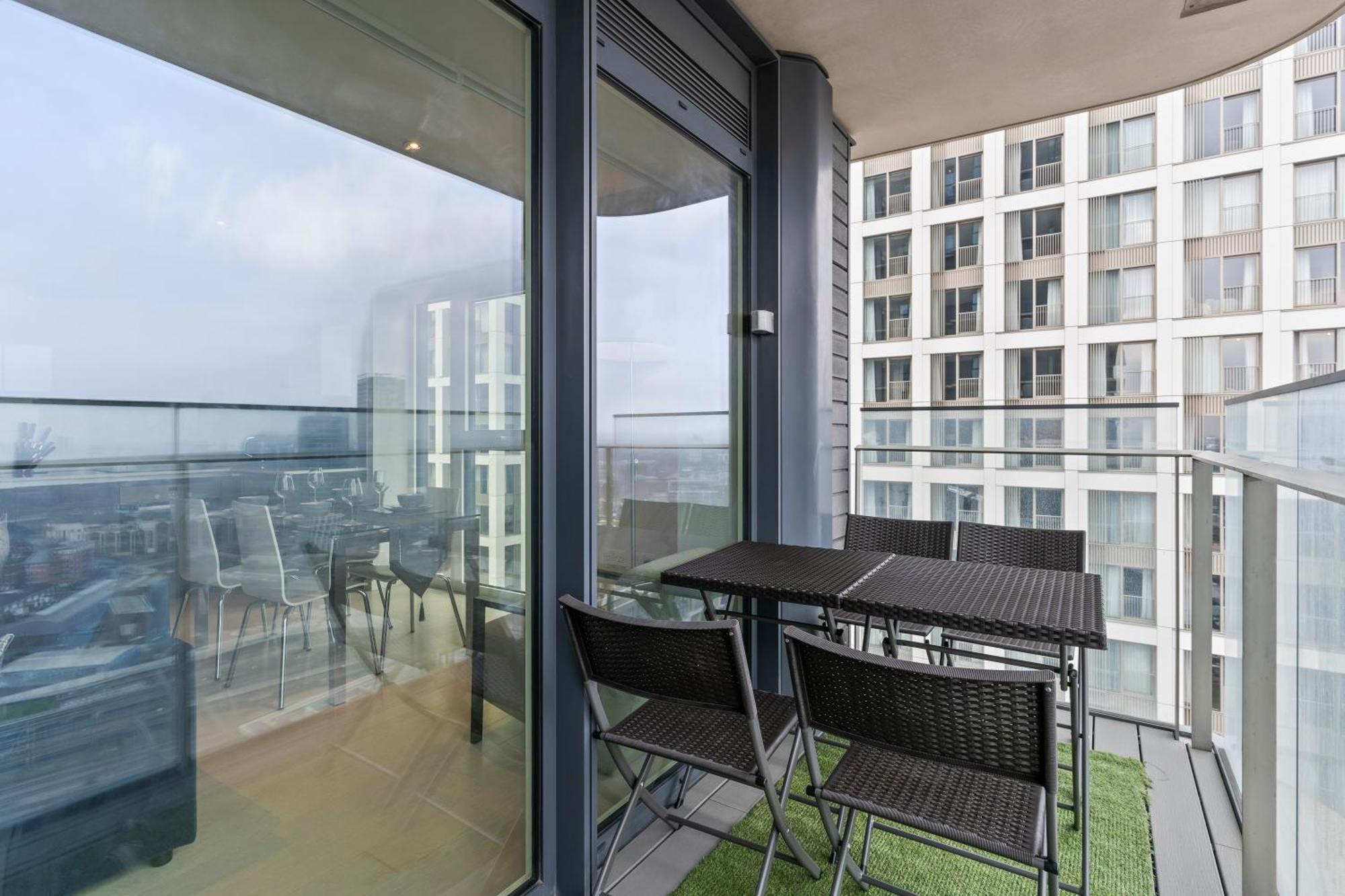 Elegant 2br Flat On 20th Floor Near Many Attractions Appartement Londres