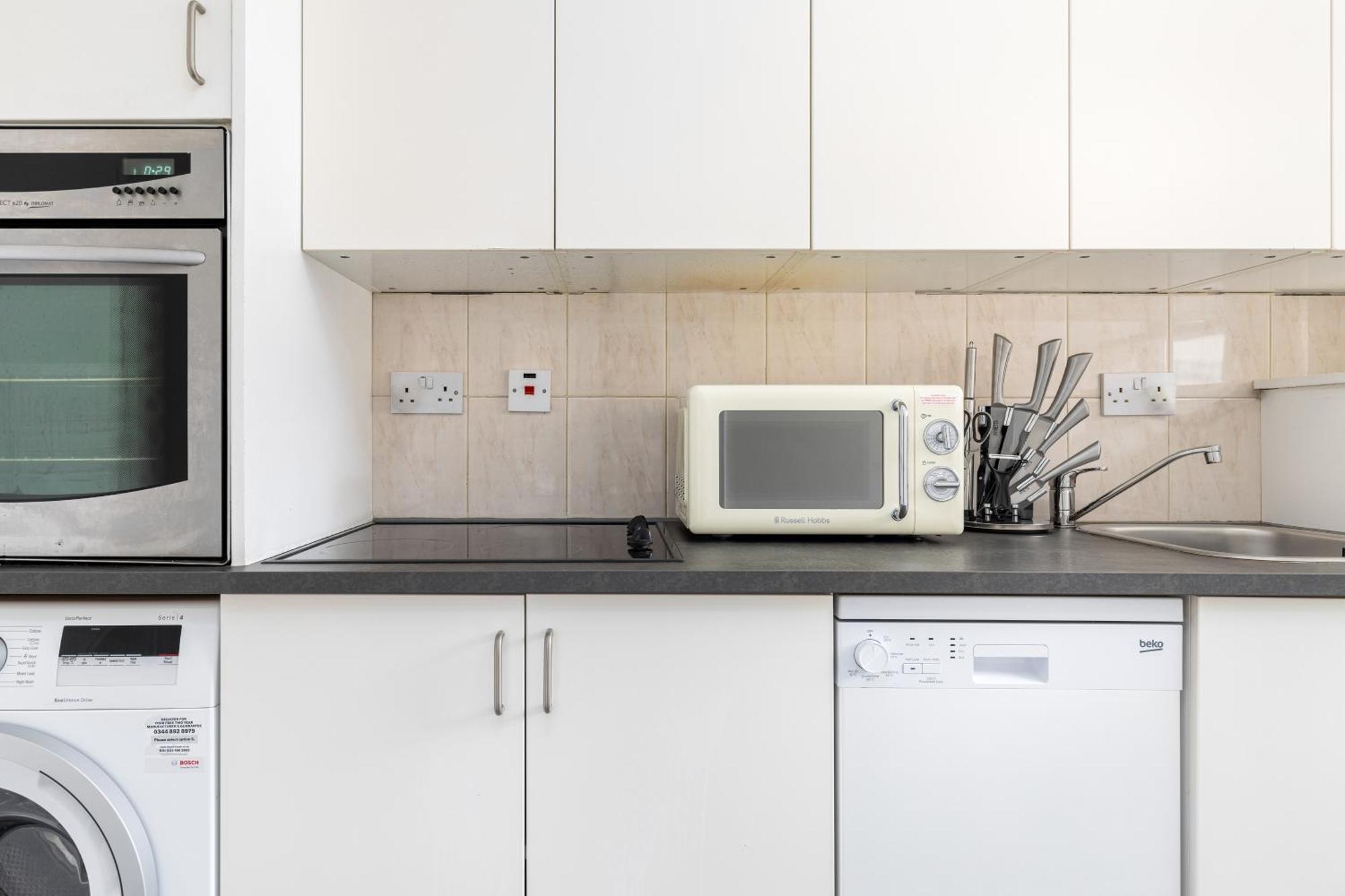 The Pimlico Collection Apartment *