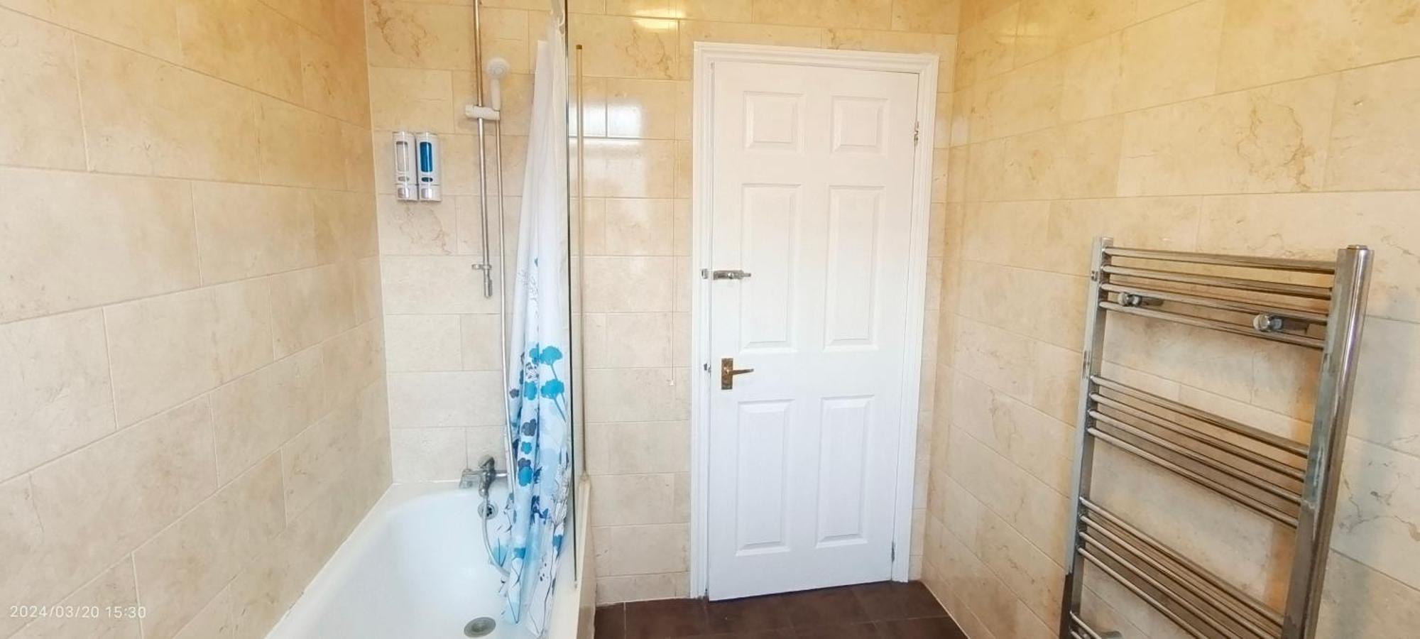 Maple House Near Wembley Stadium * Londen