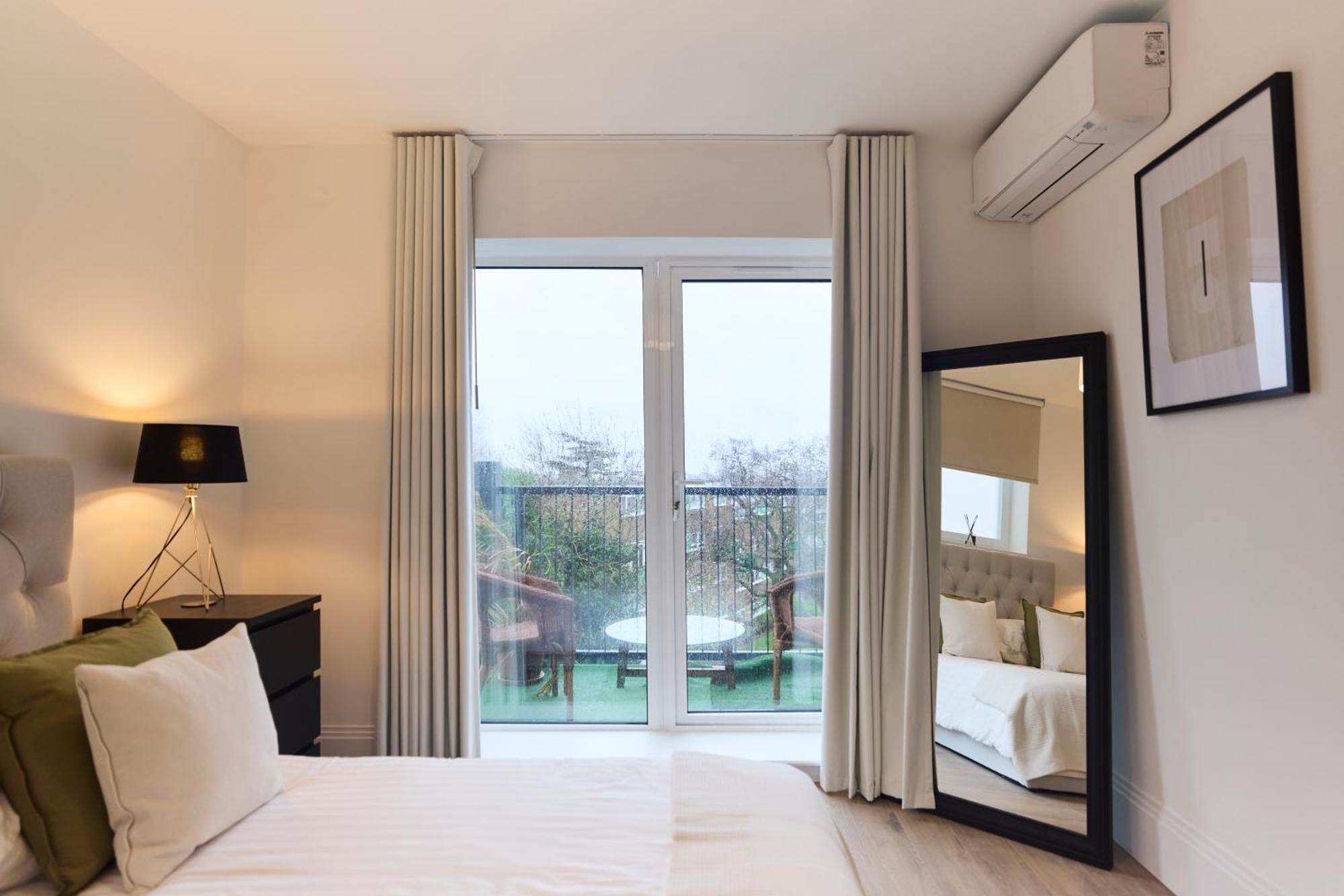 The Wembley Park Arms - Modern 2bdr Flat With Parking + Balcony Apartamento Londres