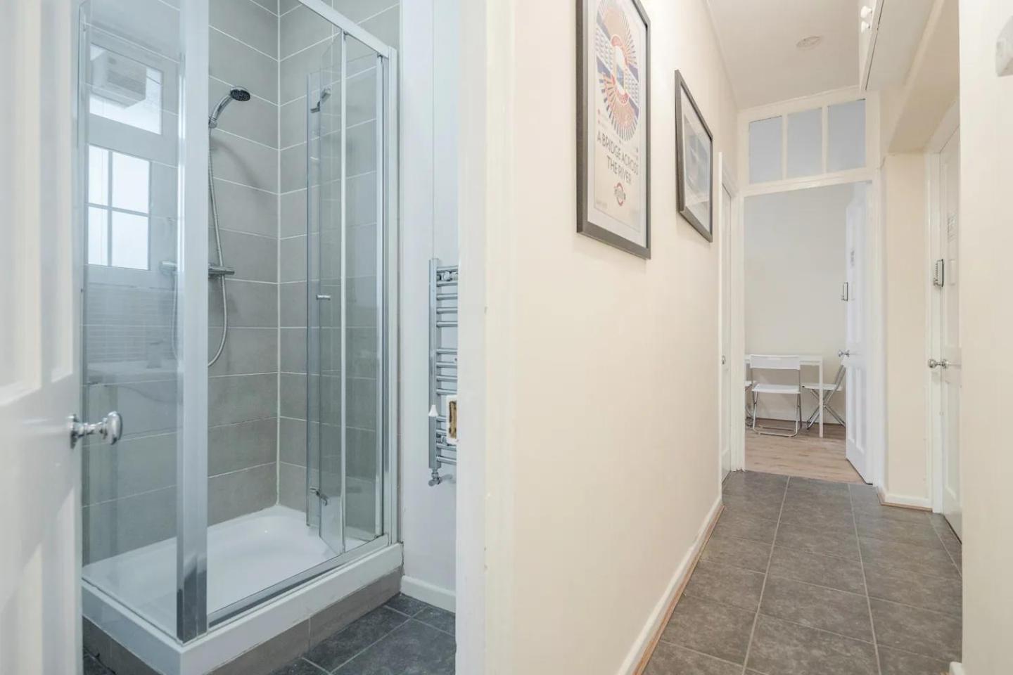 Aplacetostay Apartment, Zone 1 Wate Séjour chez l'habitant Londres