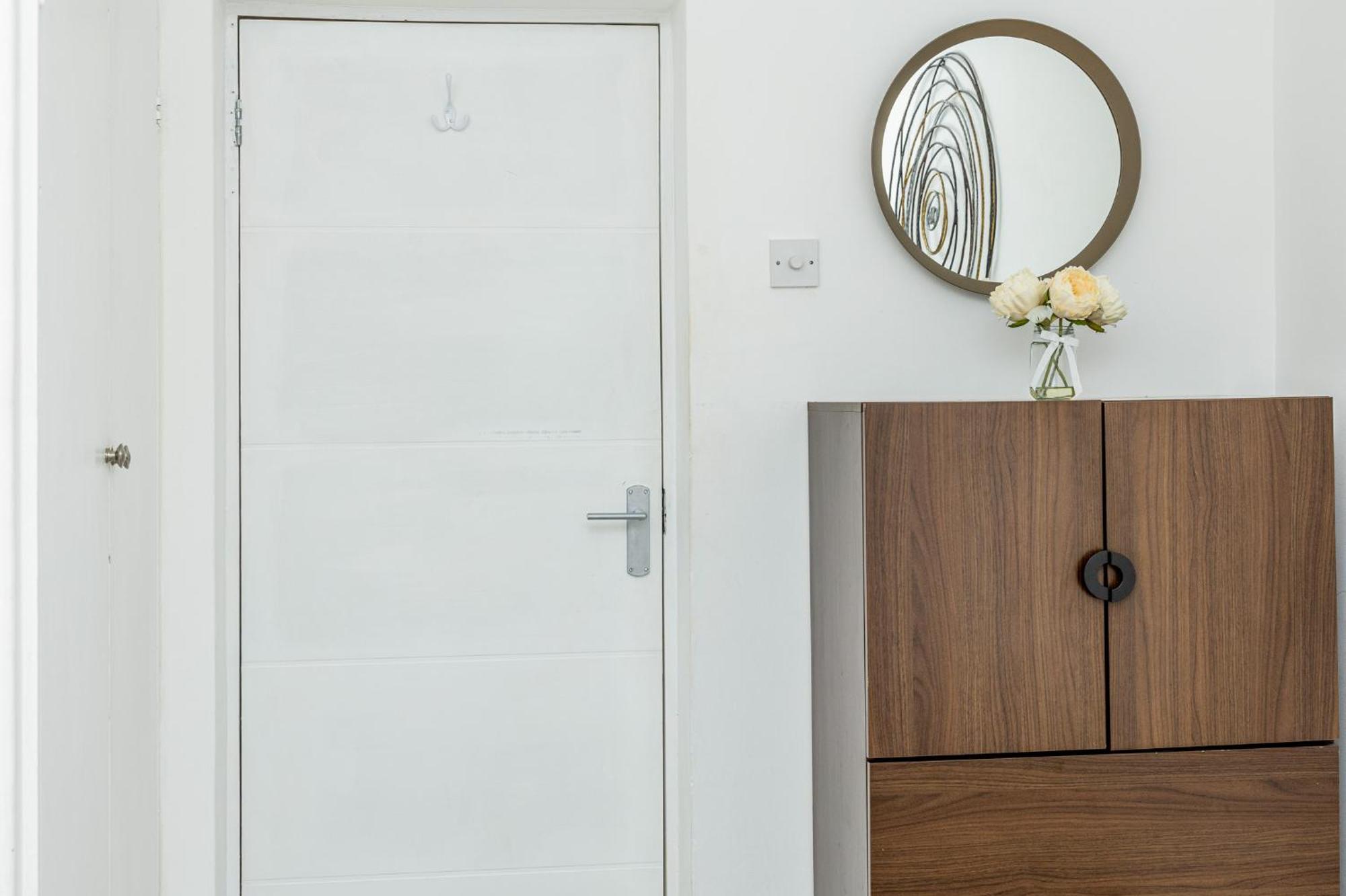 Newly Refurbished 2br Wbalcony In Vibrant Peckham * Londres