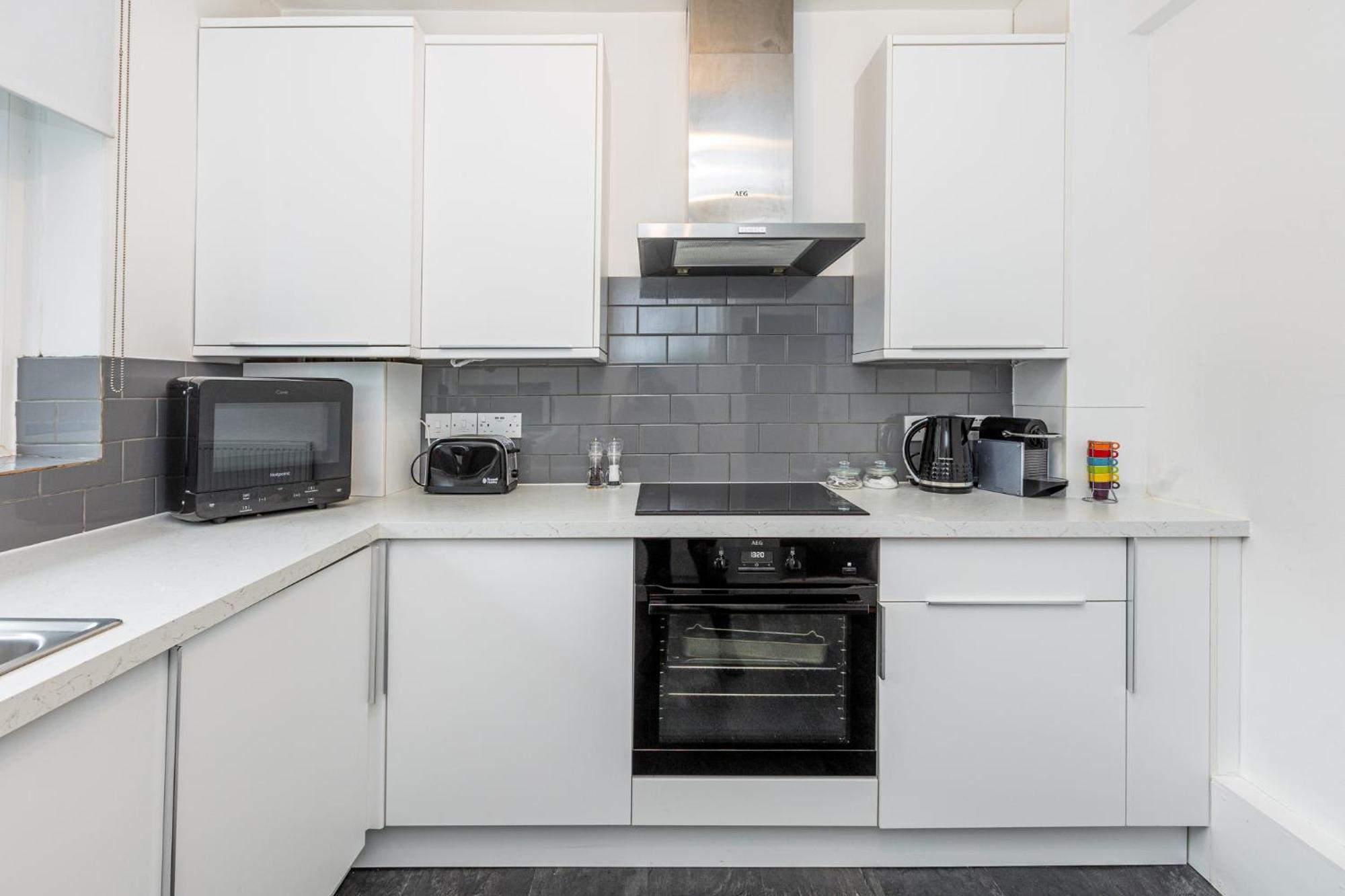 Newly Refurbished 2br Wbalcony In Vibrant Peckham * Londres