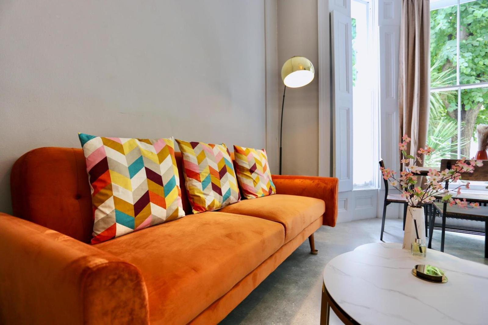Charming 1 Bed Flat Portobello Apartamento Londres
