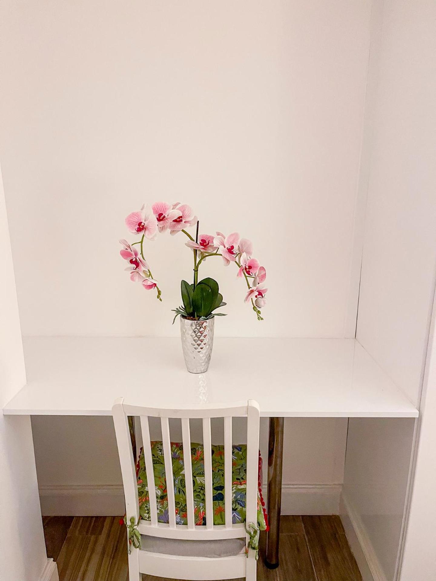 Ensuite With Jacuzzi * London