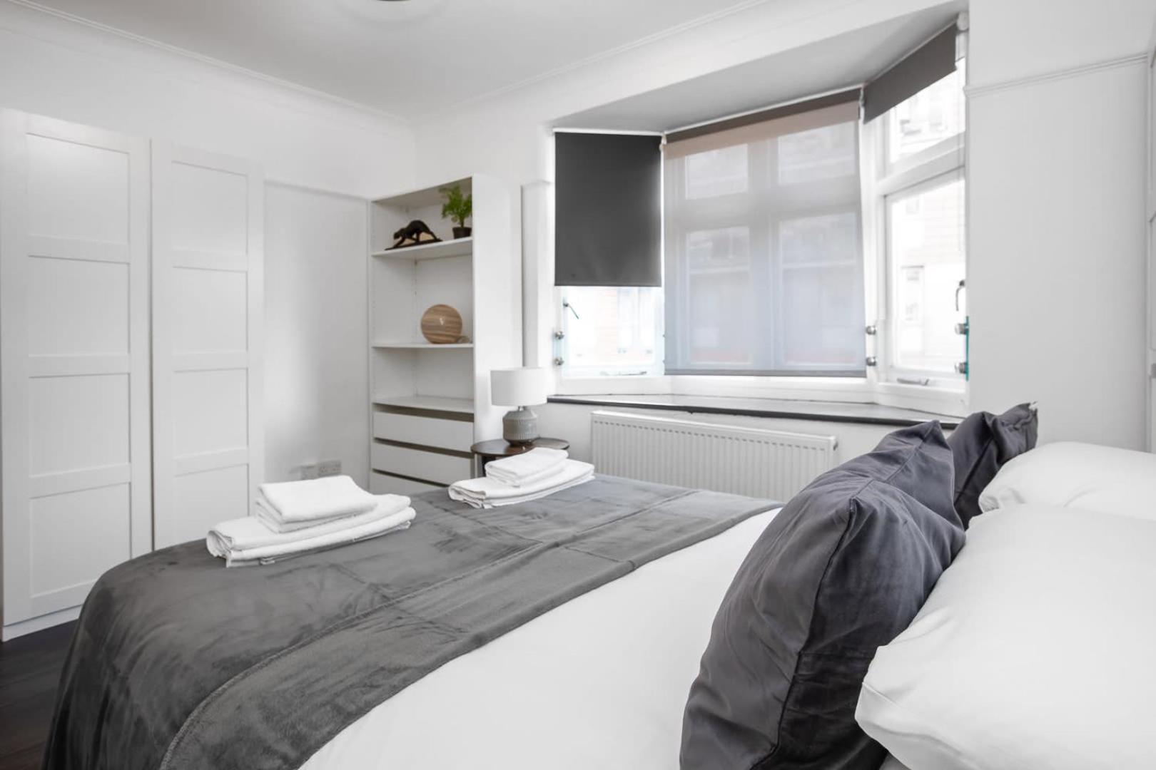 Modern 2 Bed In Prime Camden Sleeps 6 *
