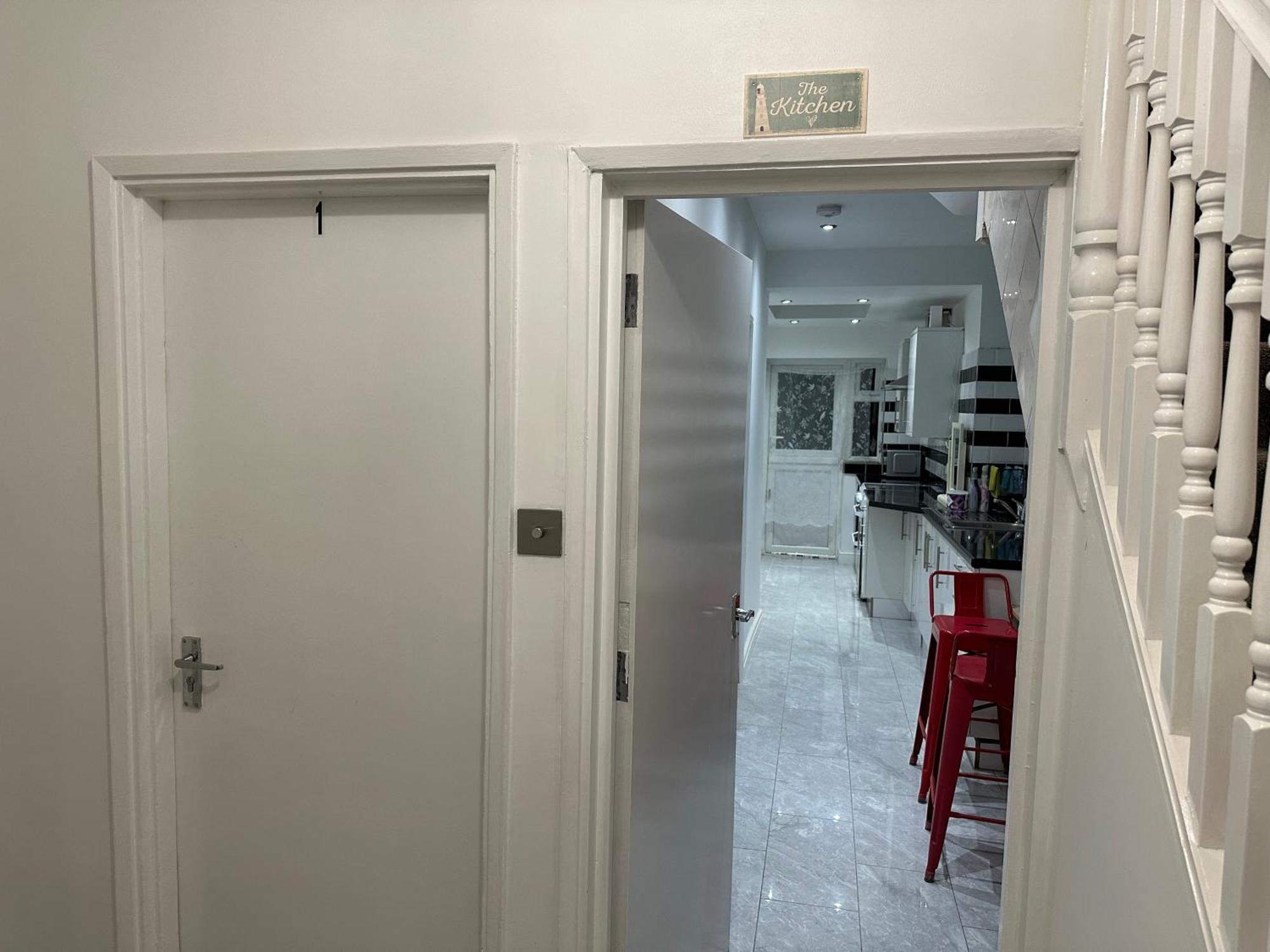 Beautiful Double With Free Wi-fi And Free Parking * Londen
