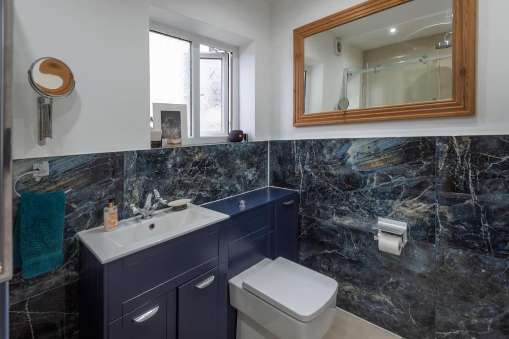 Apartment Stunning 3-bed House London