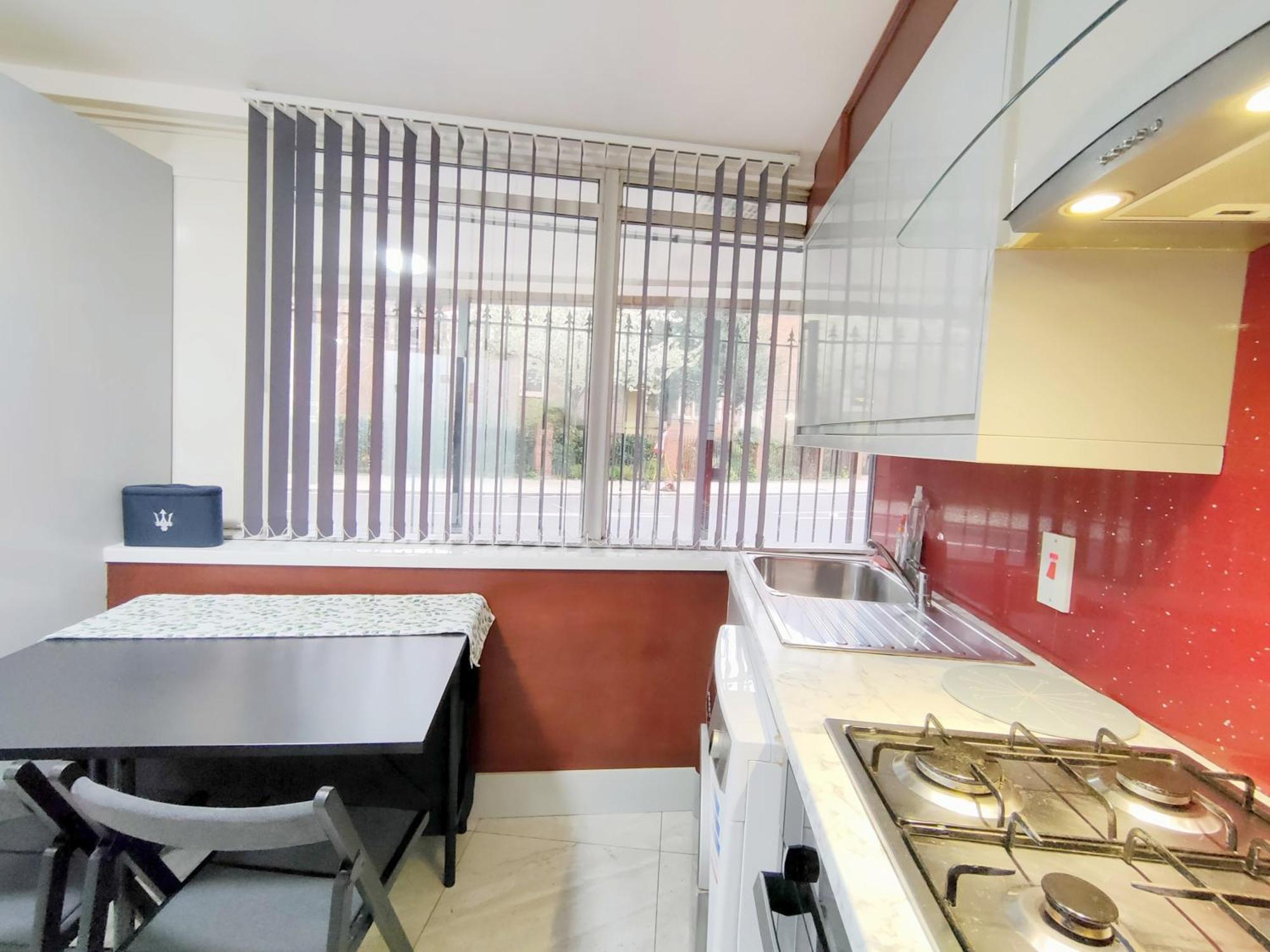 Apartment Spacious 3-bed Cosy Flat In Westminster