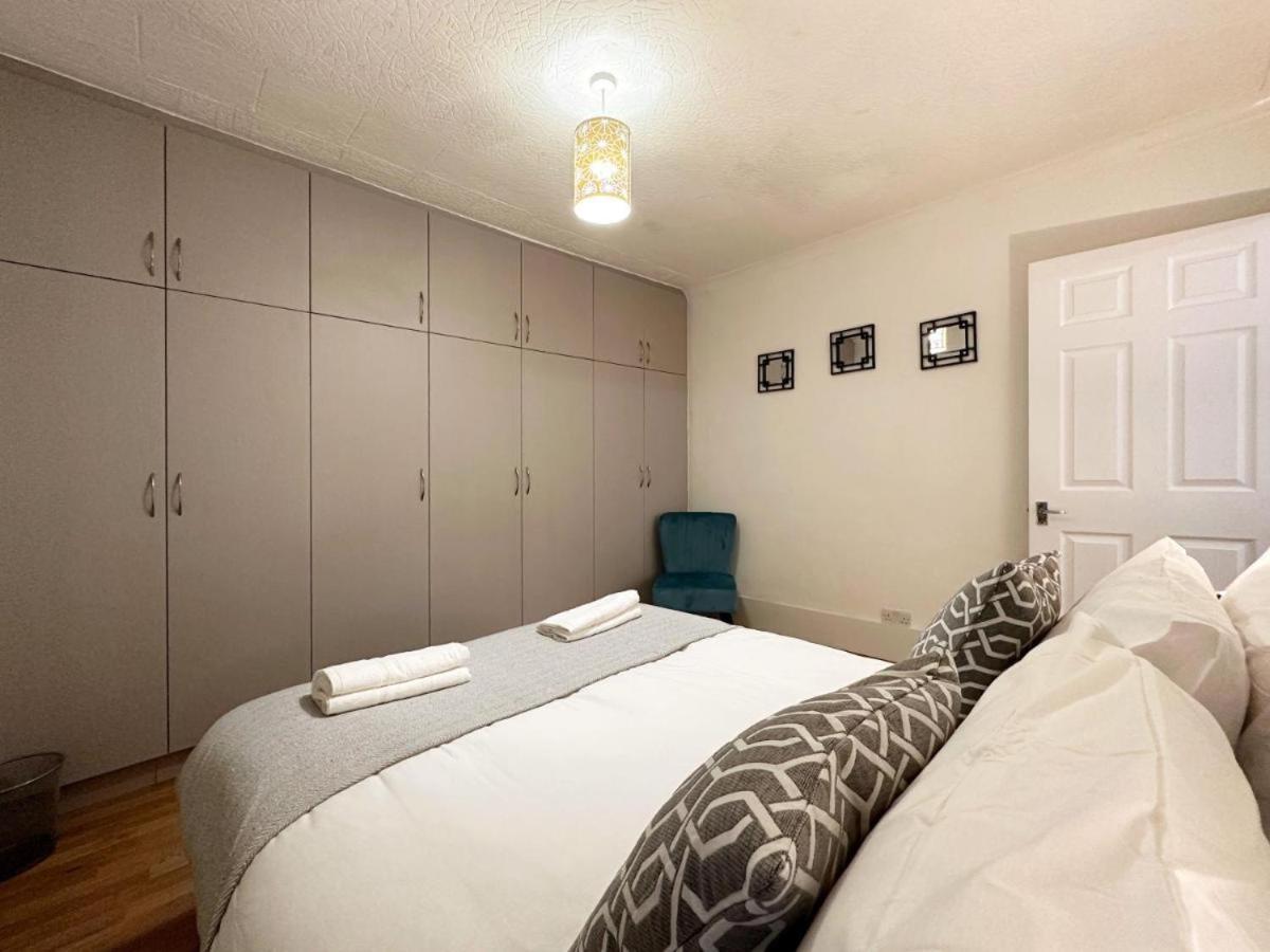 Casa de férias Charming 3-bedroom Family Londres