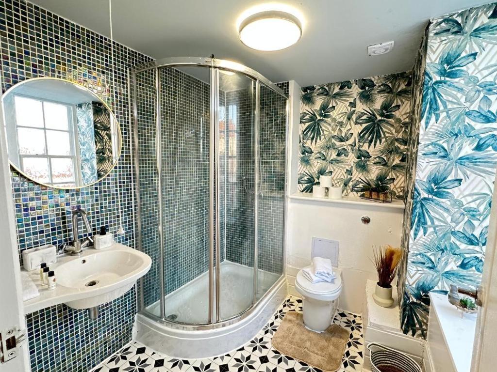 Hyde Park Three Bedroom * Londres