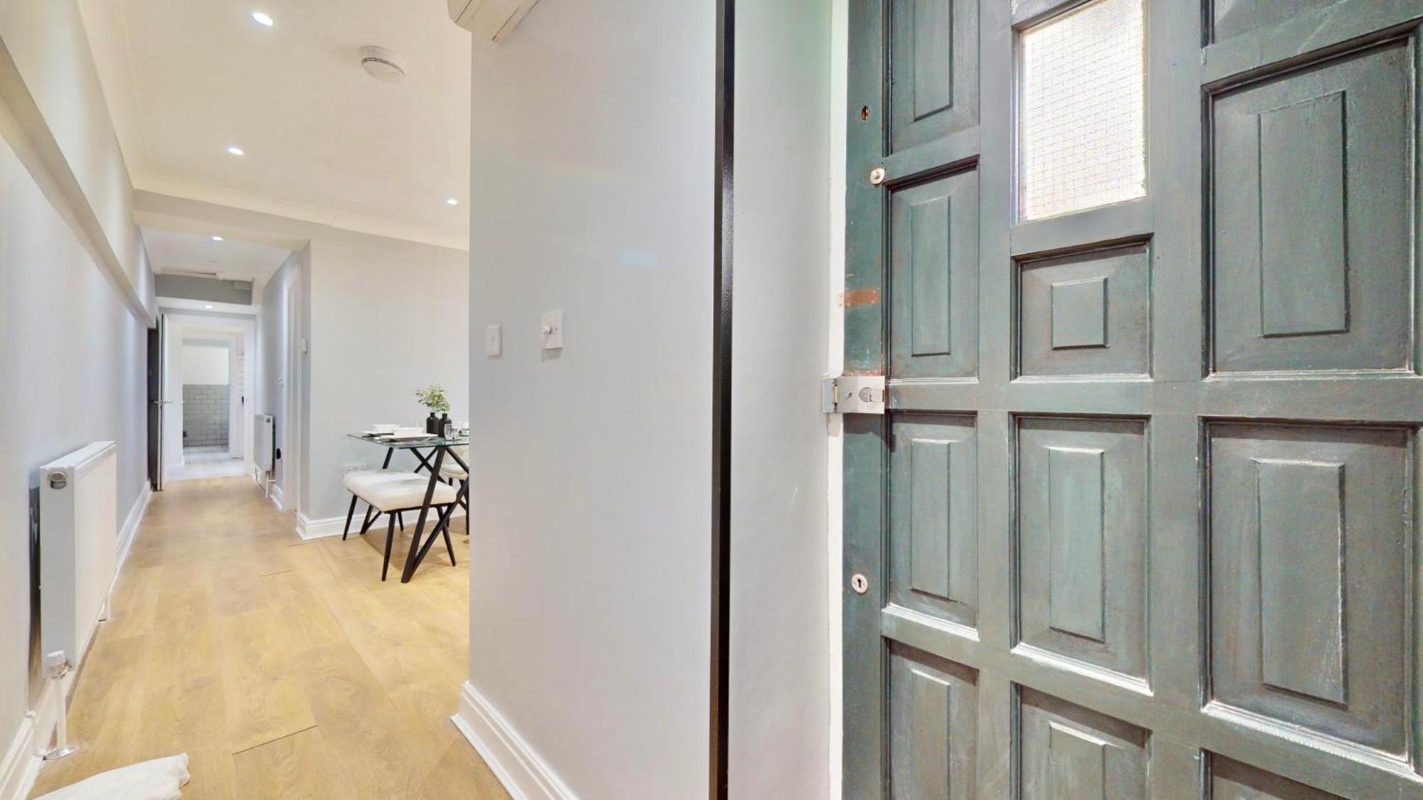 Apartamento Tube & Notting Hill Nearby - Garden Flat Haven