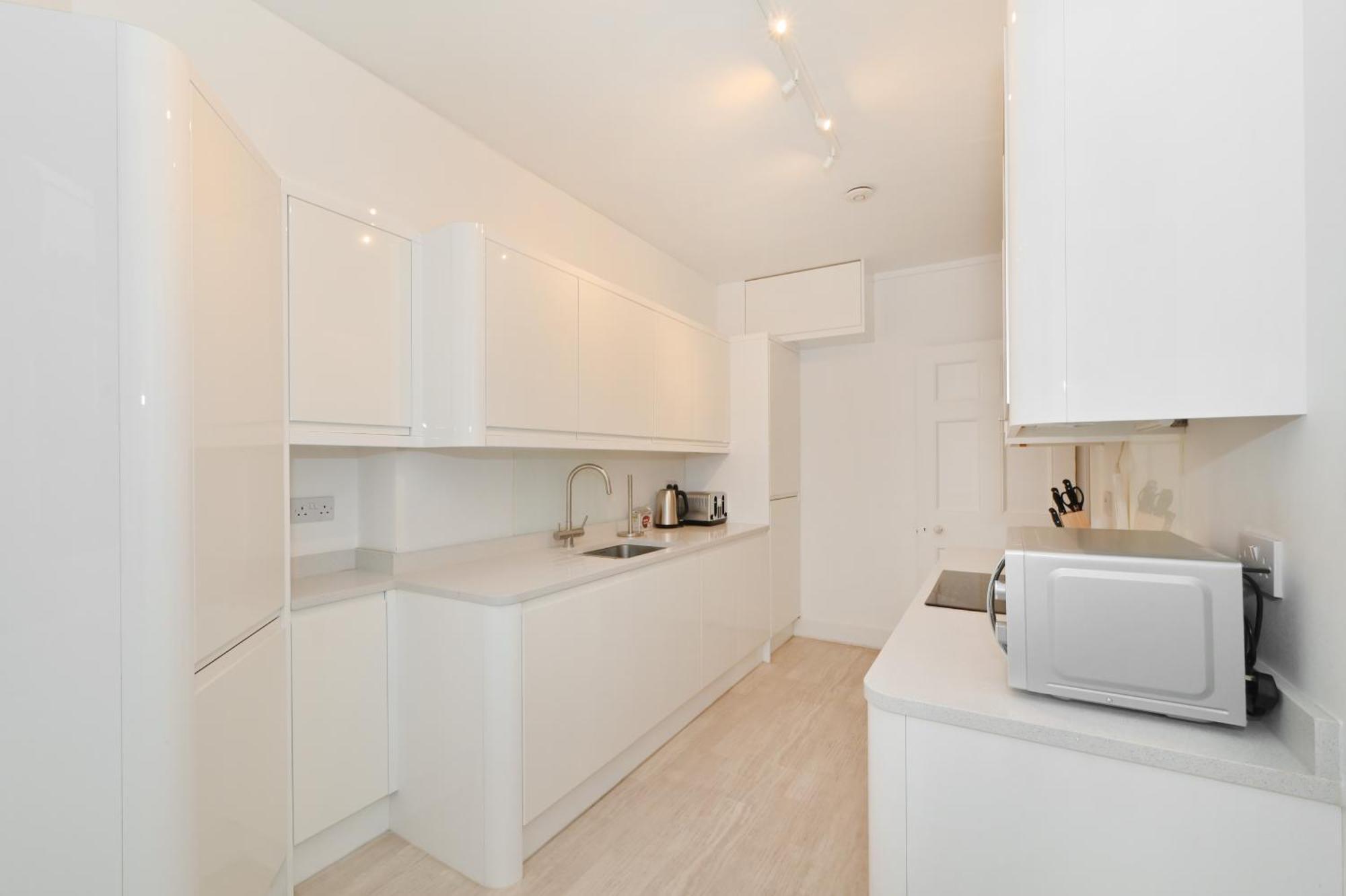 Choice - Baker Street- Regent's Park Apartment