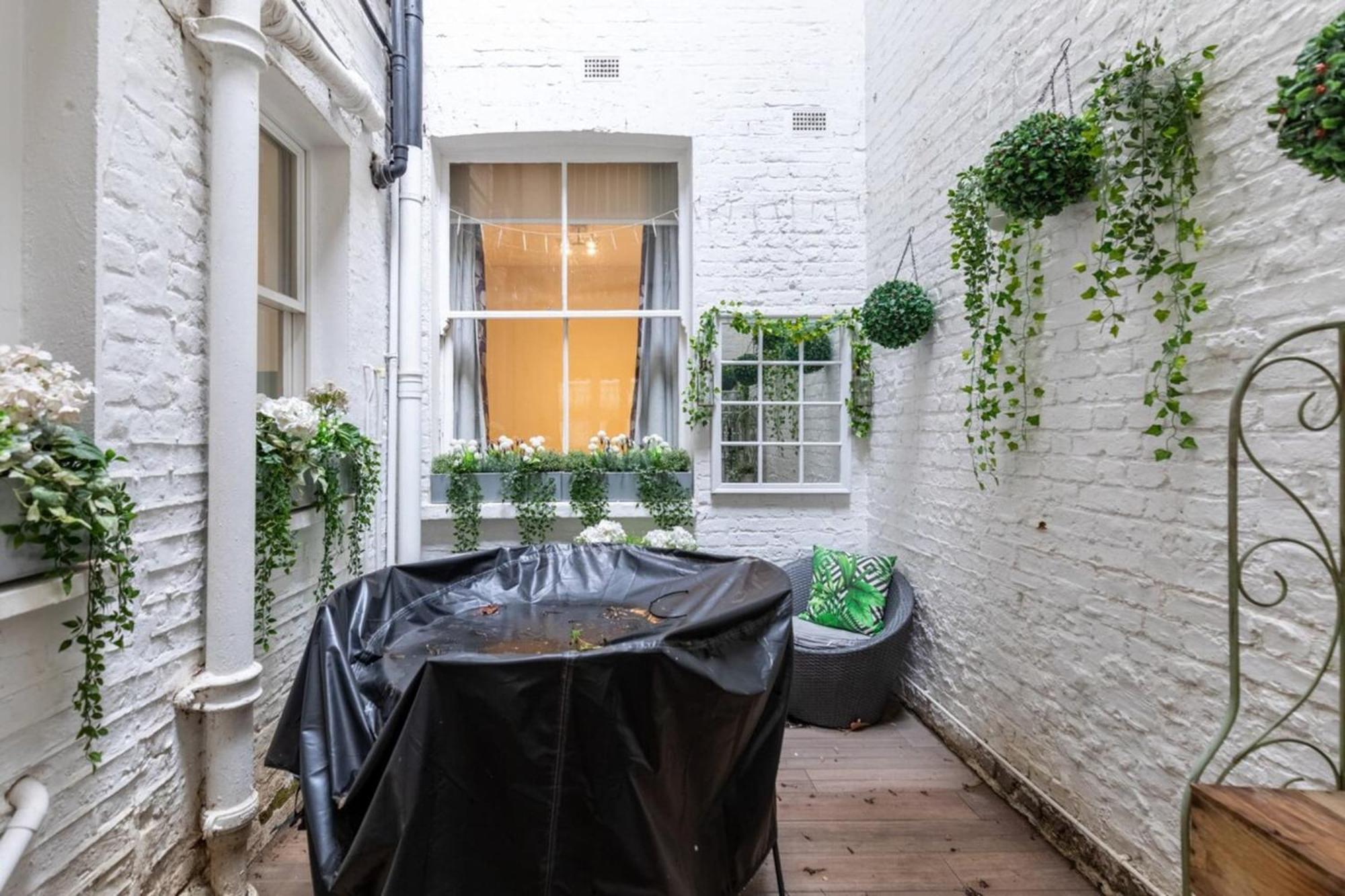 Elegant 2bd Flat 5 Mins To Kensington Gardens! Appartement