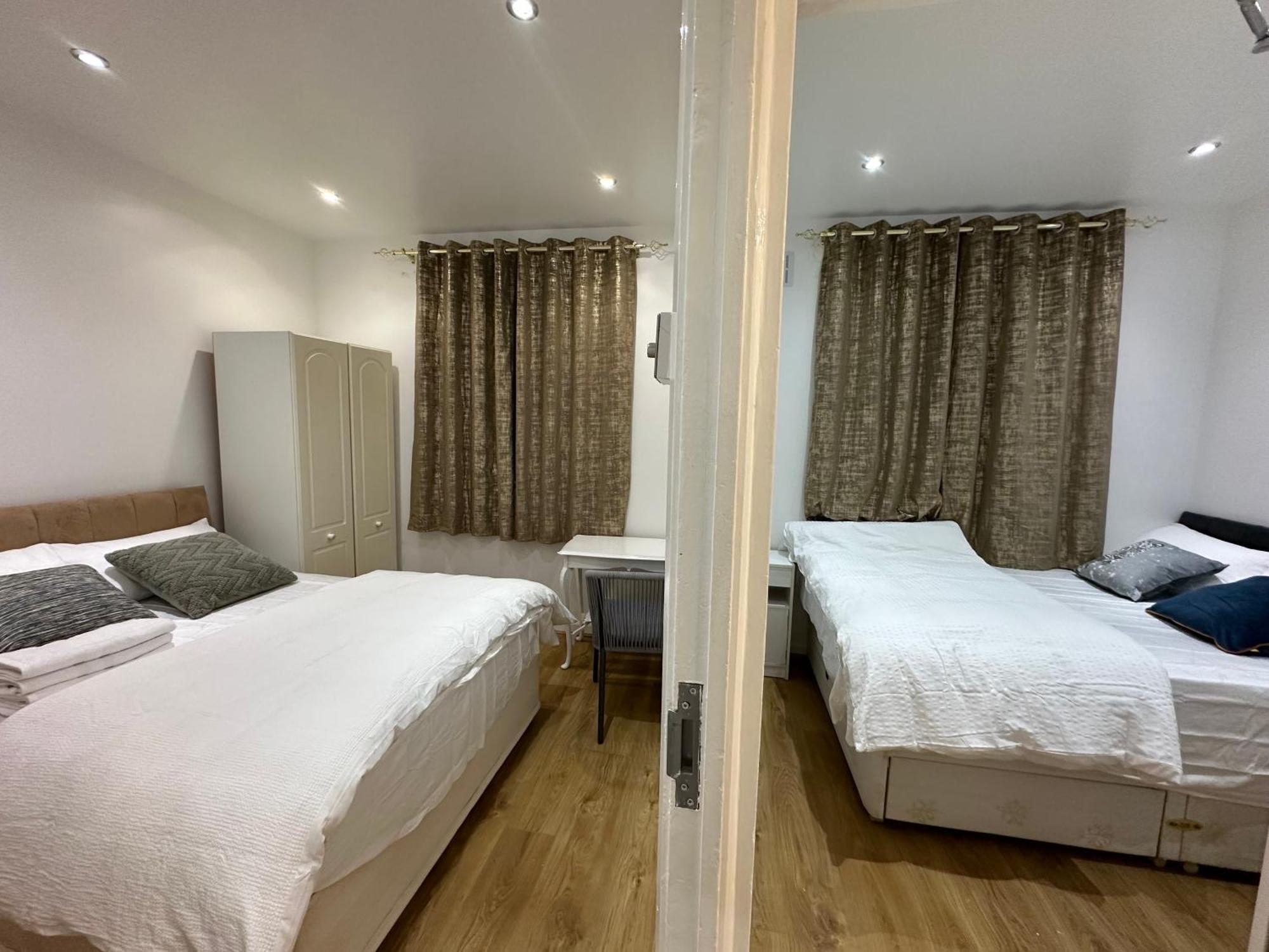 Beautiful Double With Free Wi-fi And Free Parking Londen