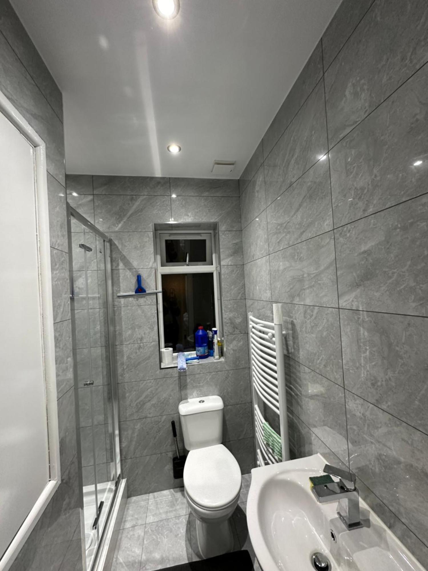 Guest house Beautiful Double With Free Wi-fi And Free Parking London
