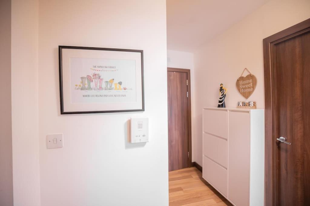 Apartamento Lovely 2 Bedroom Overlooking River Thames