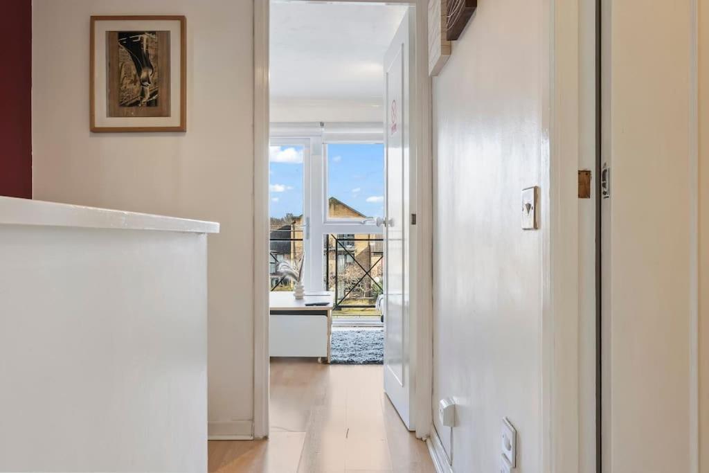 1-bedroom With Free Private Parking - Canary Wharf Apartamento *