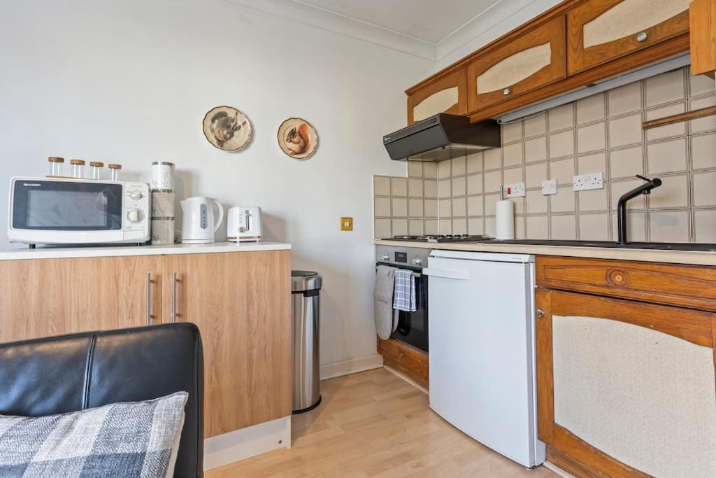 1-bedroom With Free Private Parking - Canary Wharf Londres