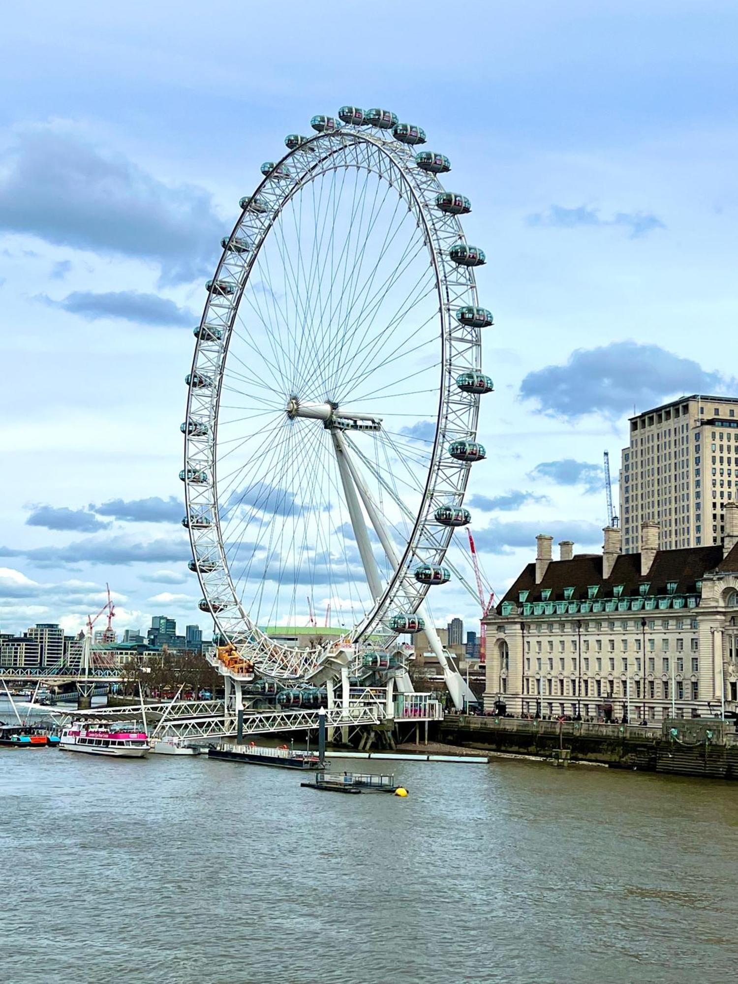 Waterloo - Private In Shared Homestay