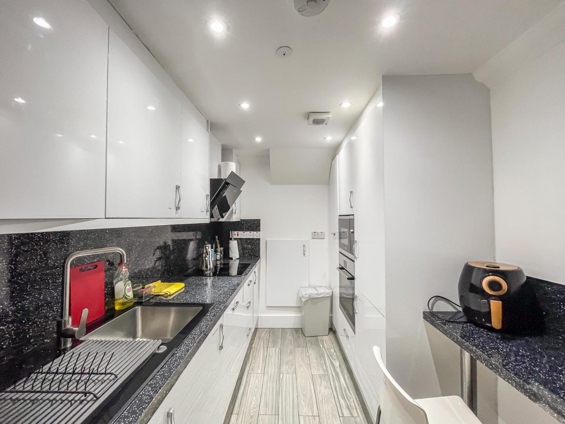 Appartement 1 Bedroom Flat With Whirlpool Bath *