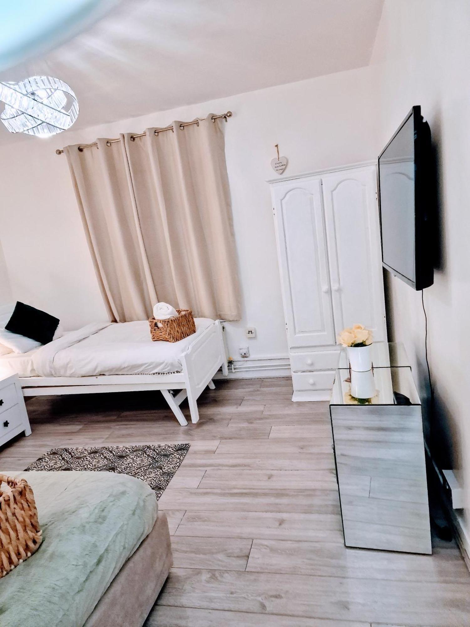 1 Bedroom Flat Apartamento