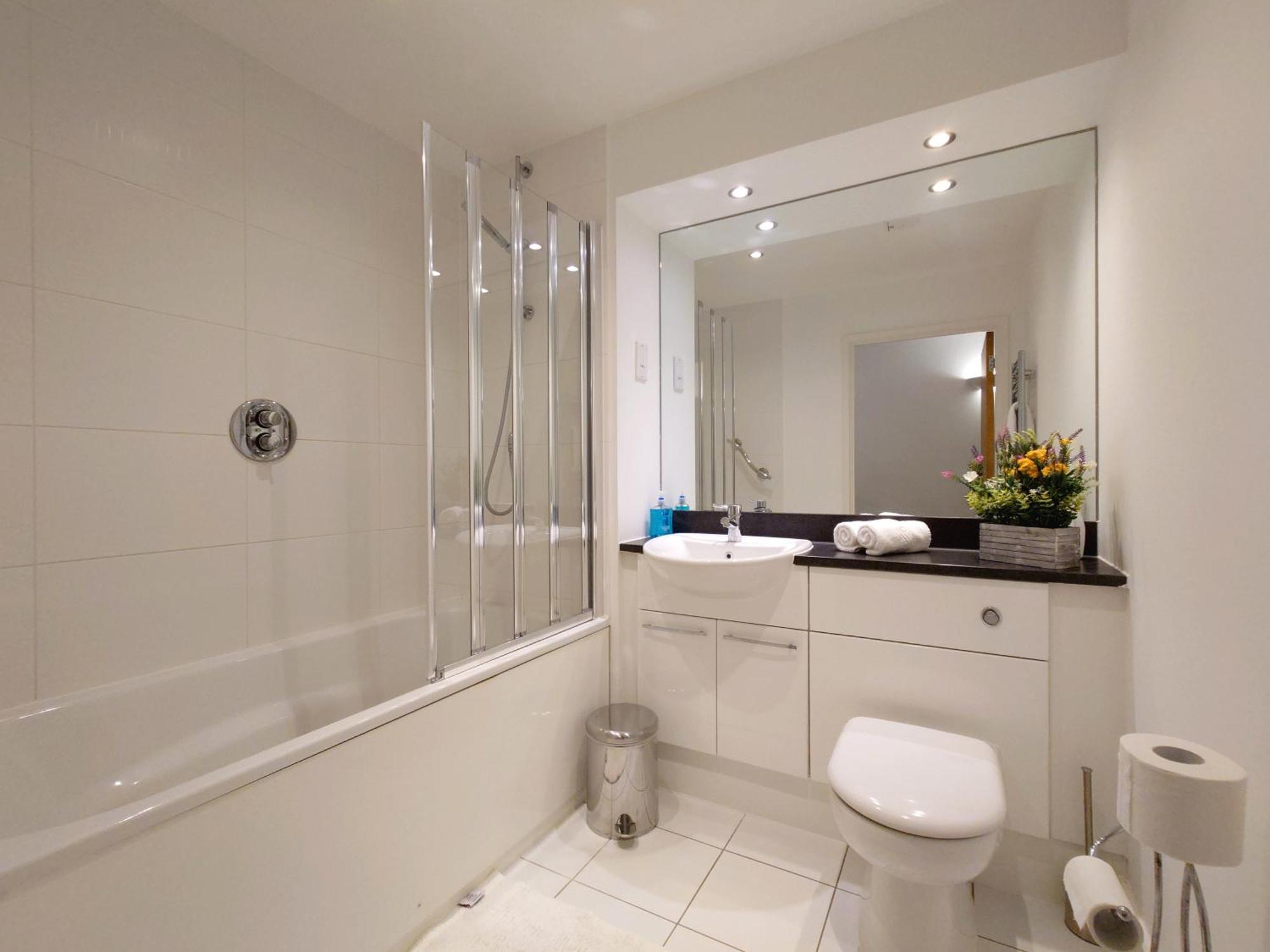 Excel - Three Bed Serviced