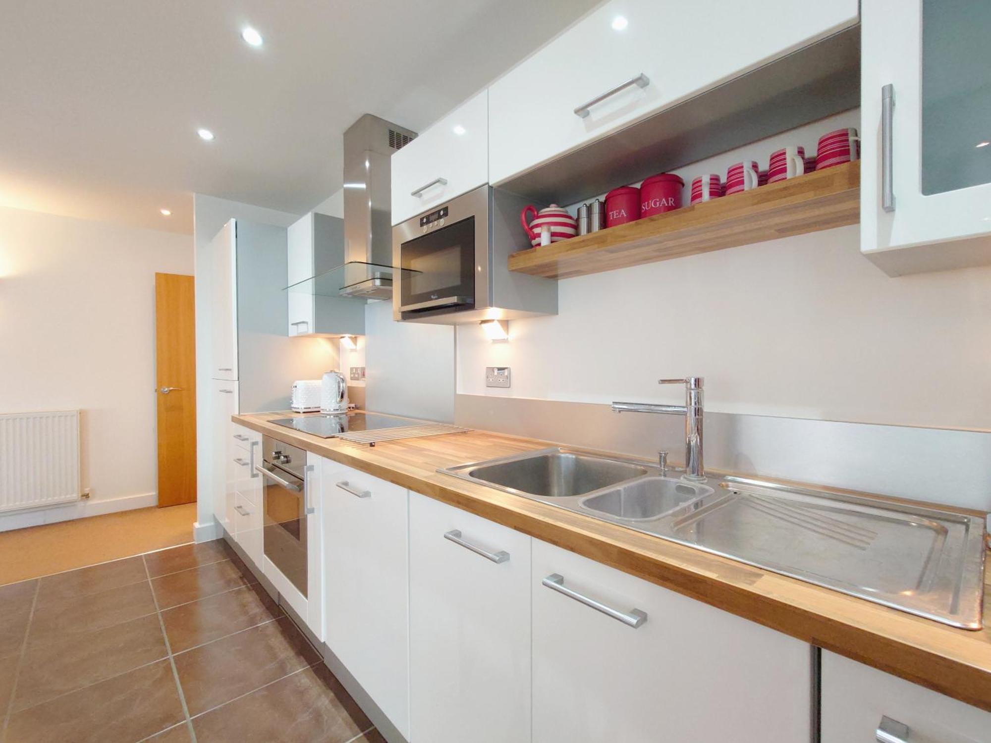 Excel - Three Bed Serviced Apartment London