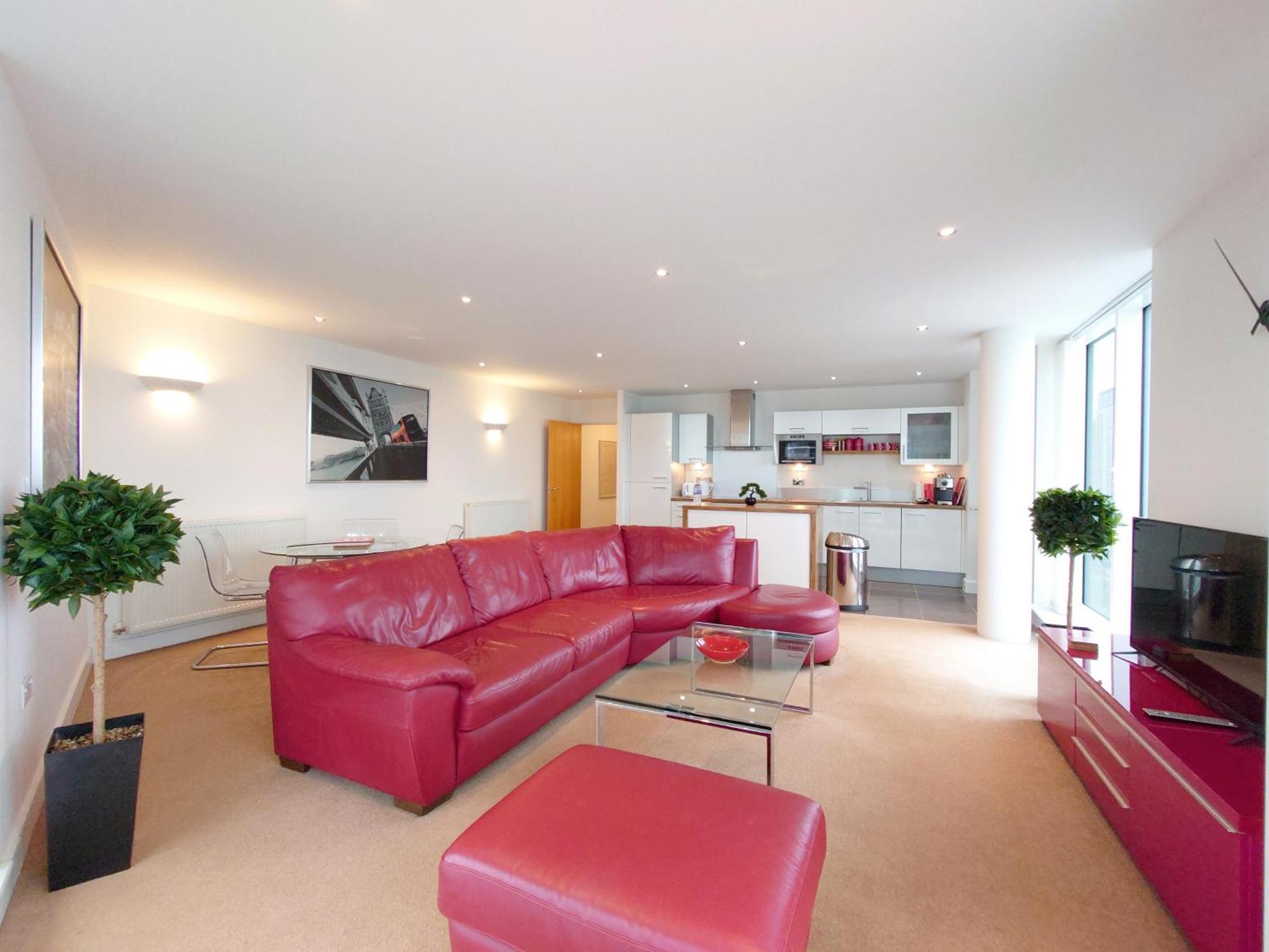 Excel - Three Bed Serviced Apartment London