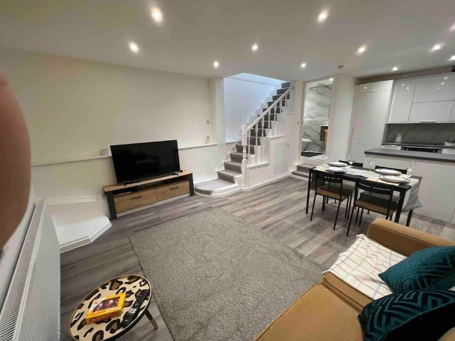 Stunning 3br Maisonette In Brixton *