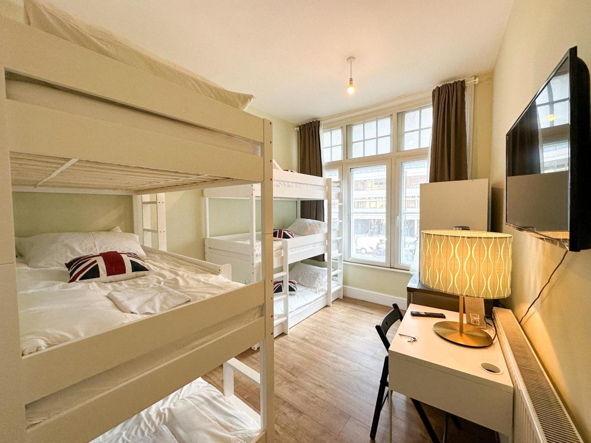 493 Guest house *