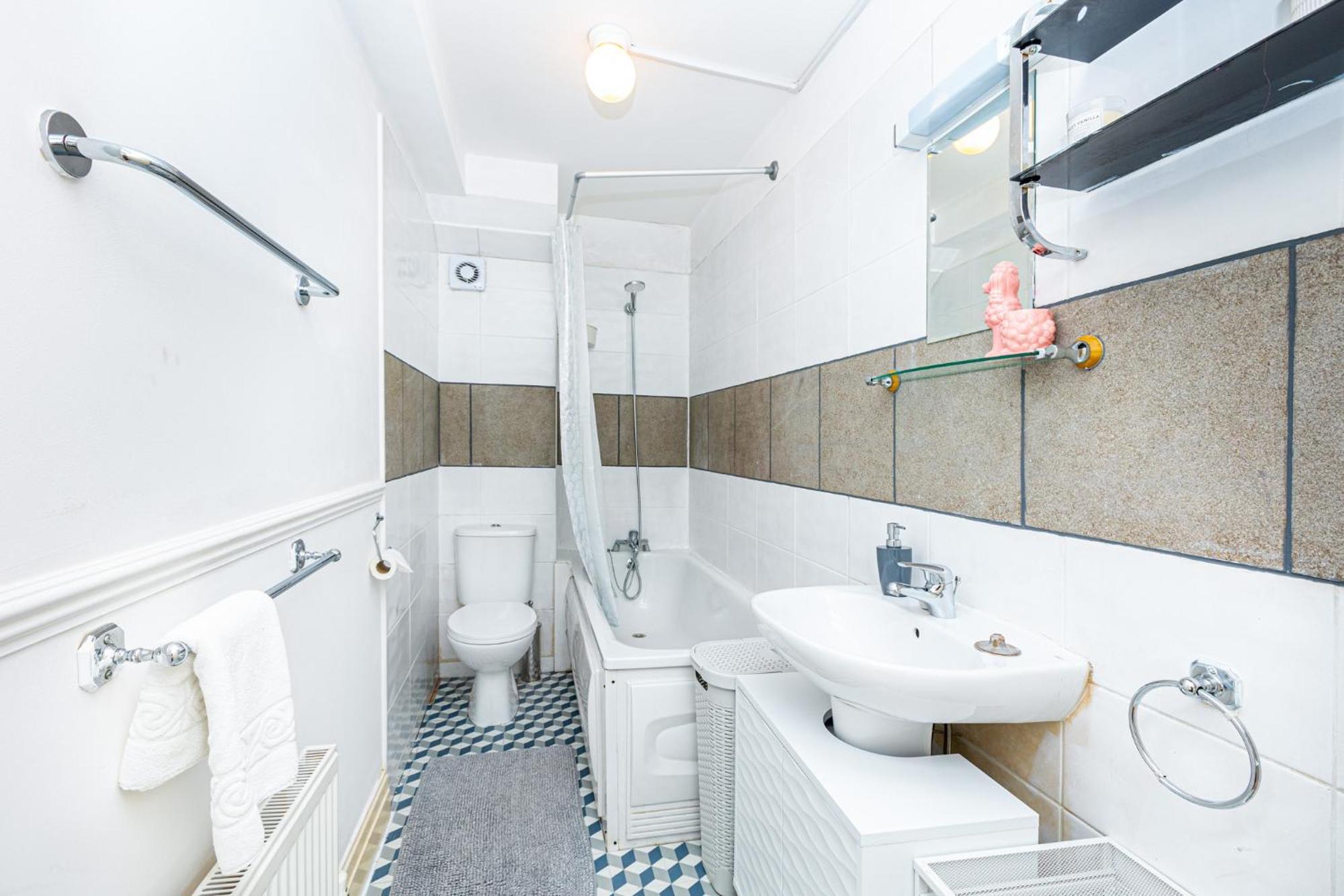 1br, 4min Vauxhall & Oval, 30min Big Ben