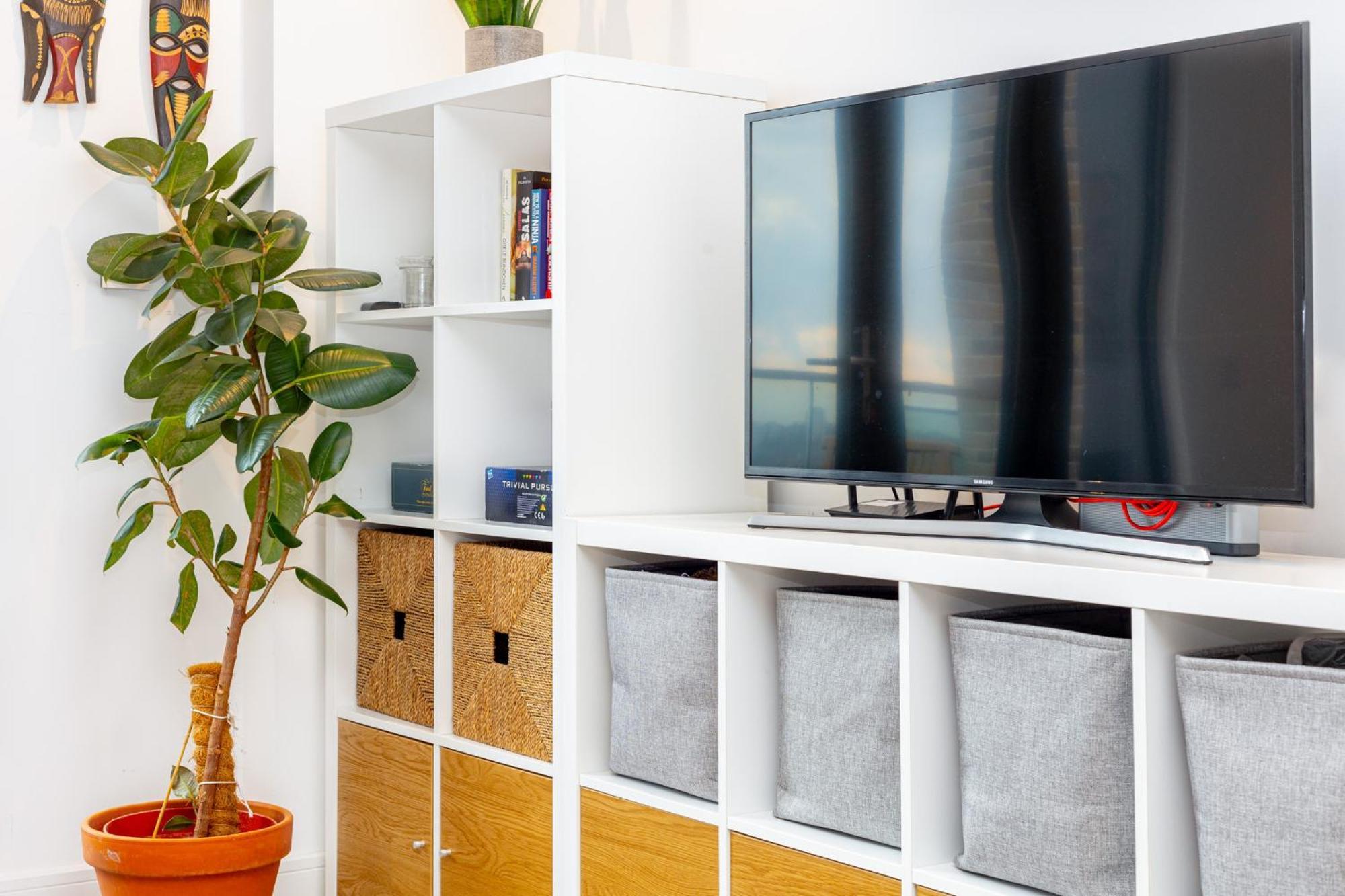 Appartement Sensational 2br Wviews & Balcony In Wandsworth Londres