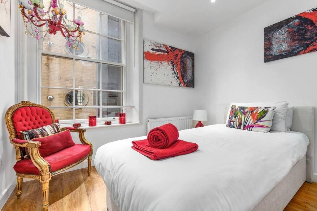 3 Bedroom In Haymarket Sleep 10 Hy2