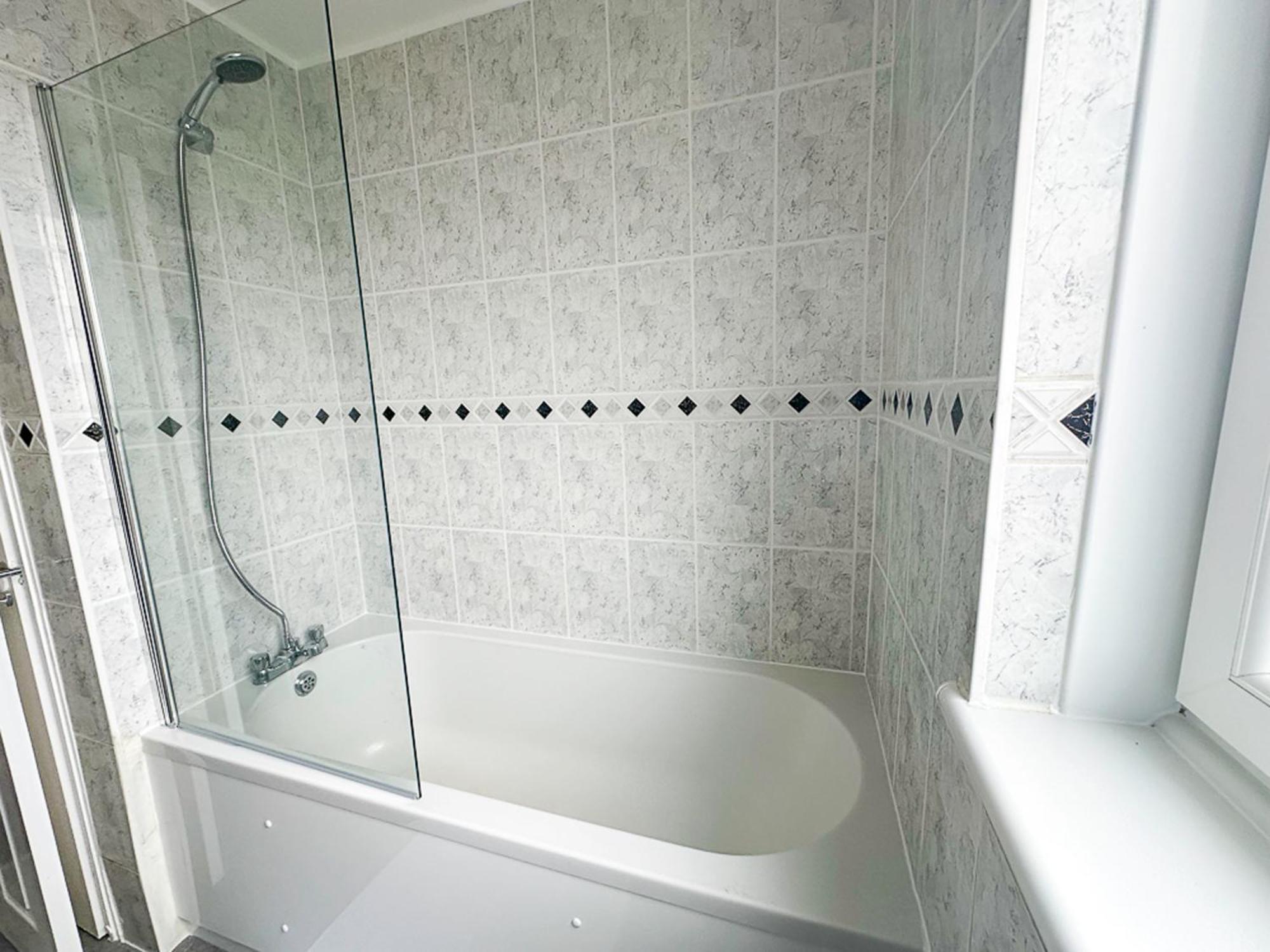 3 Bedroom Flat Haggerston, Hackney, Apartamento *