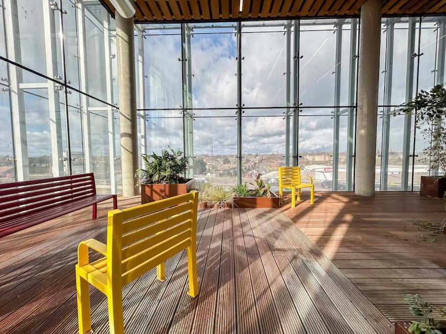 Apartamento Stylish Urban Sanctuary With Parking *