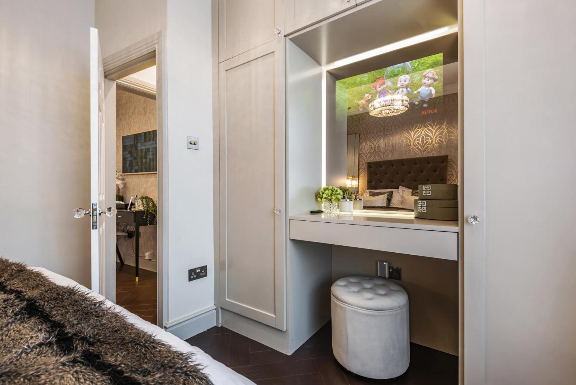 Luxury 1-bed In Sought After Prime Location Londen