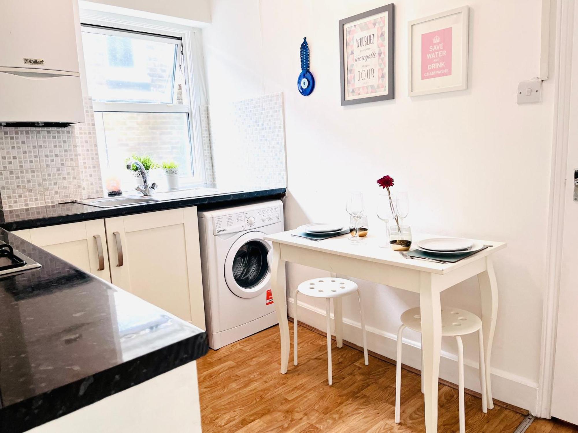 Apartamento Gorgeous Studio 15 Minutes From Central Londres
