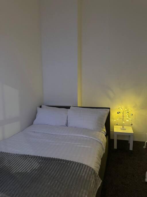 4 Bedroom Entire Flat, Kings Cross Road Appartement *
