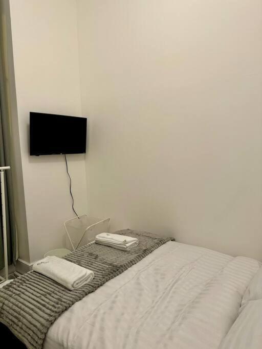 4 Bedroom Entire Flat, Kings Cross Road Appartement Londres